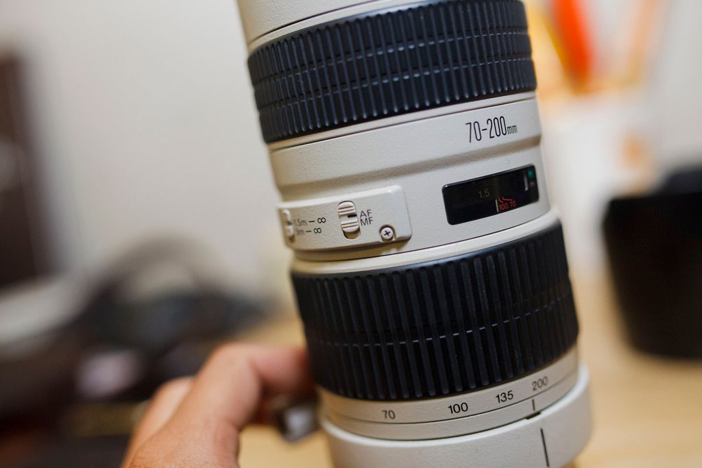 canon lens 70-200f2.8 code uz...98%...19tr2 - 2