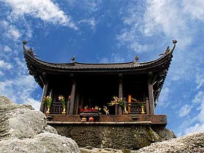 Yen Tu - http://getvietnamvisa.org