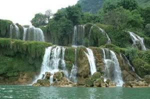 Silver waterfall http://getvietnamvisa.org