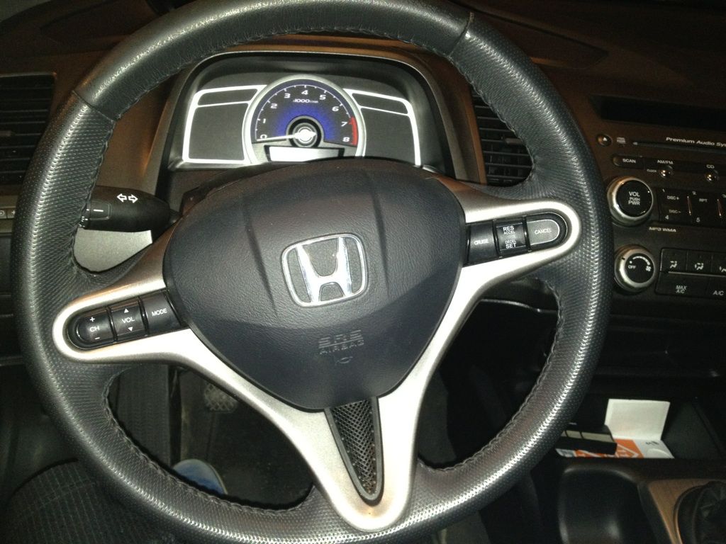 Help with steering wheel cover 8th Generation Honda Civic Forum
