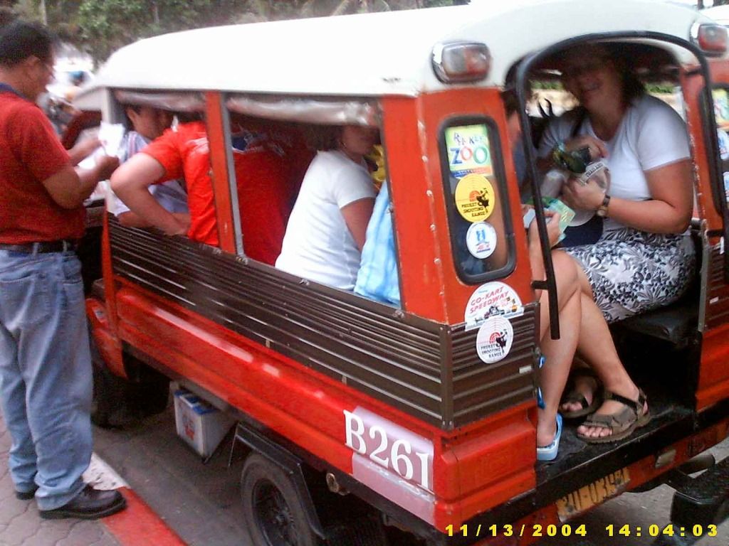 TukTuk-03.jpg