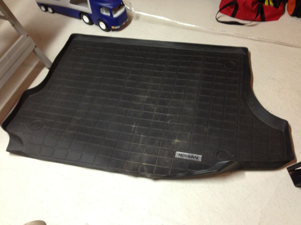 FS OEM Rubber Cargo Mat Second Generation Nissan Xterra Forums