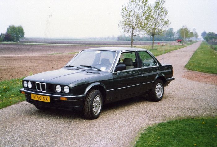 bmw320.jpg